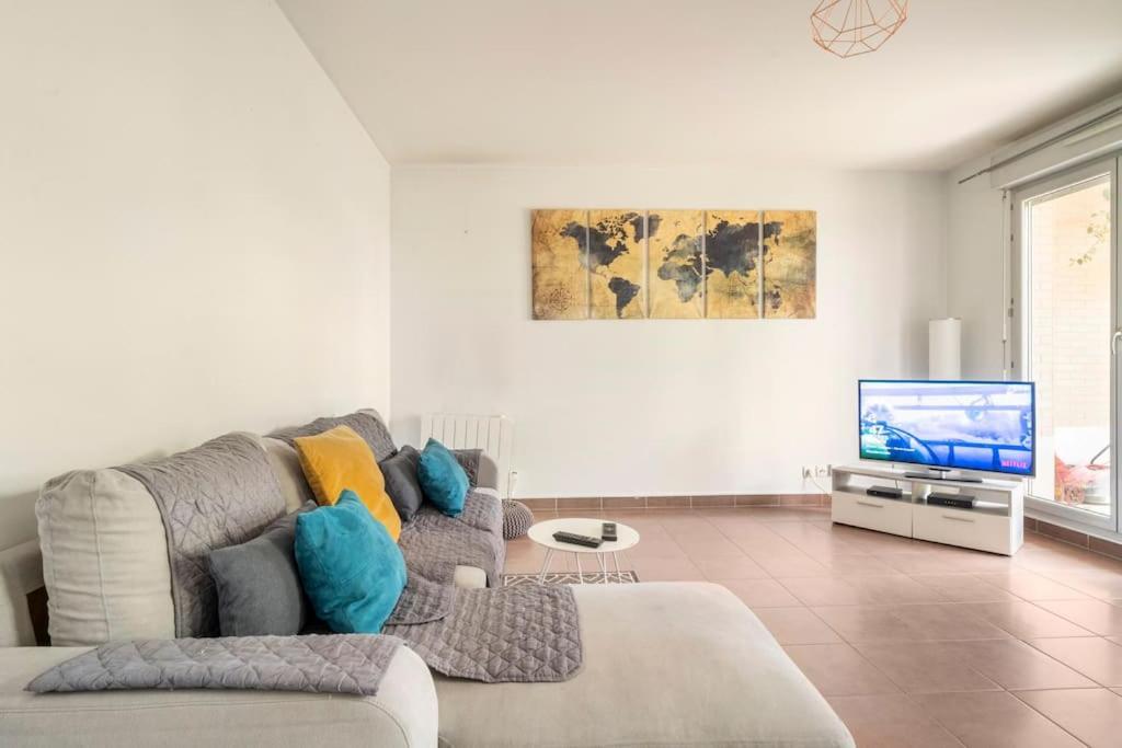 Appartement avec Jardin et Terrasse près de Paris Mantes-la-Jolie Esterno foto